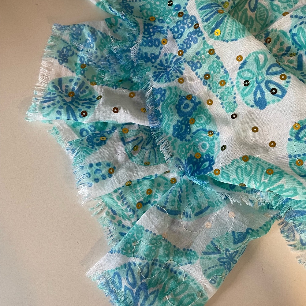 Blue and White Patterned - image 5